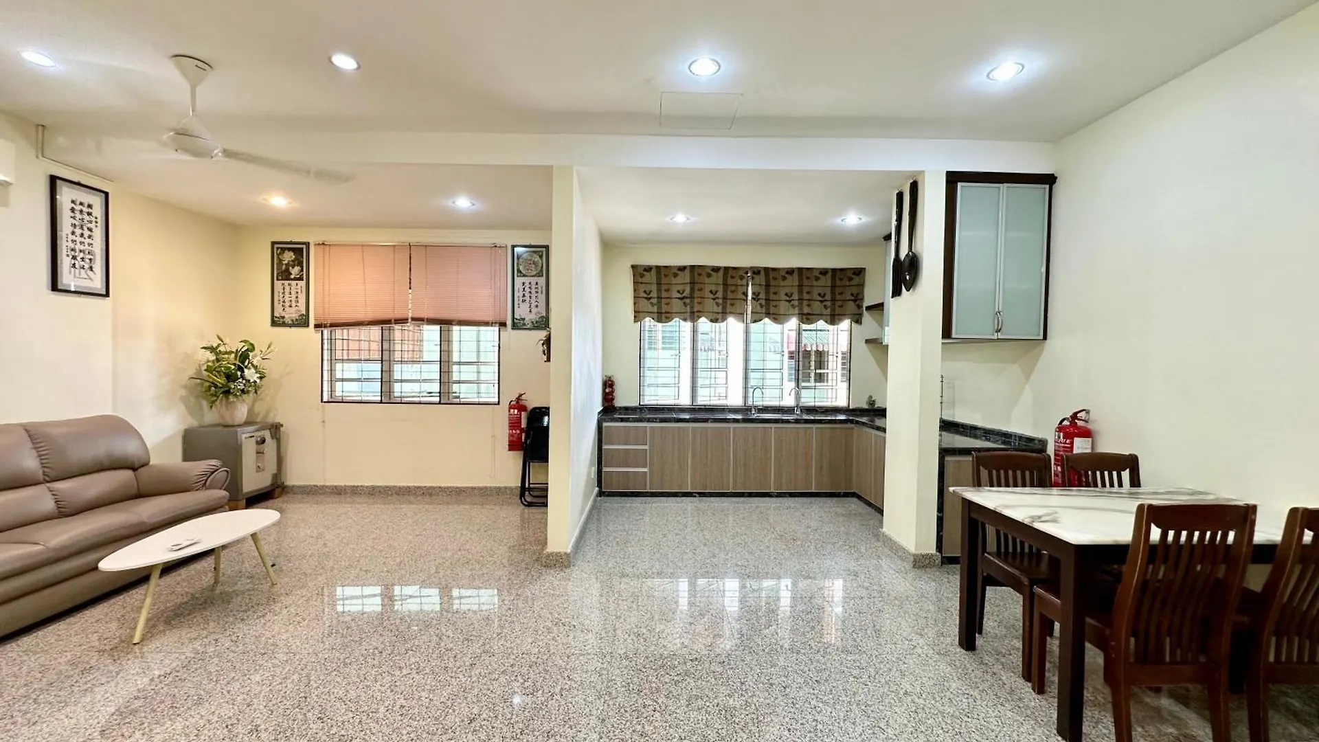 Vacation Home Near Waterfall For 21 Pax George Town